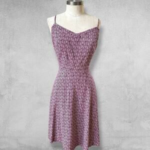 Old Navy Rayon Sundress Womens L Maroon Summer Beach Dress Tribal Smocked Flare